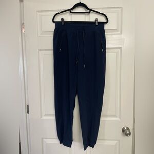 Lululemon  License to Train High-Rise Pant | Size 10